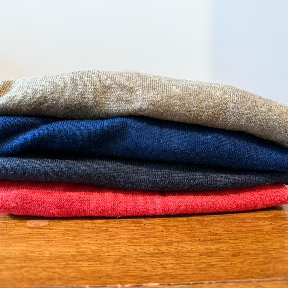 Lot of Four J Crew V-Neck Sweaters in Red, slate Gray, Blue, and Olive - Picture 2 of 2